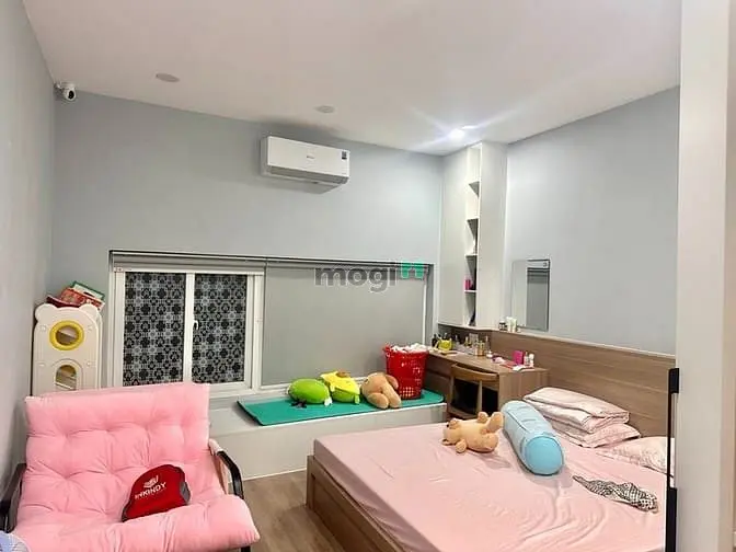 Nhà Đẹp Ở Ngay 4 Tầng View Công Viên Gần Đh Cảnh Sát 4X13,5 Nhỉnh 8 Tỷ
