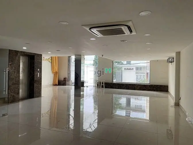 Tòa Nhà Cao Tầng Khu Làng Đại Học Pk Đường 12 M, 10*25 Giá 30 Tỷ.