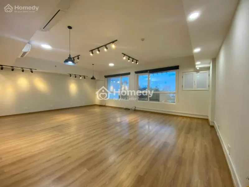 Cho Thuê Văn Phòng 70M2 - 24 Triệu Sẵn Máy Lạnh, Quận 10 Gần Hồ Kỳ Hoà Mát Mẻ