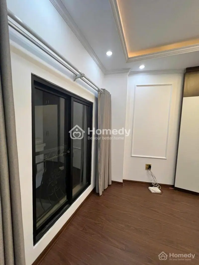 Bán Nhà Bồ Đề- Đầy Đủ Nội Thất Về Ở Ngay, Ngõ Ô Tô Thông- Chẵn 6 Tỷ