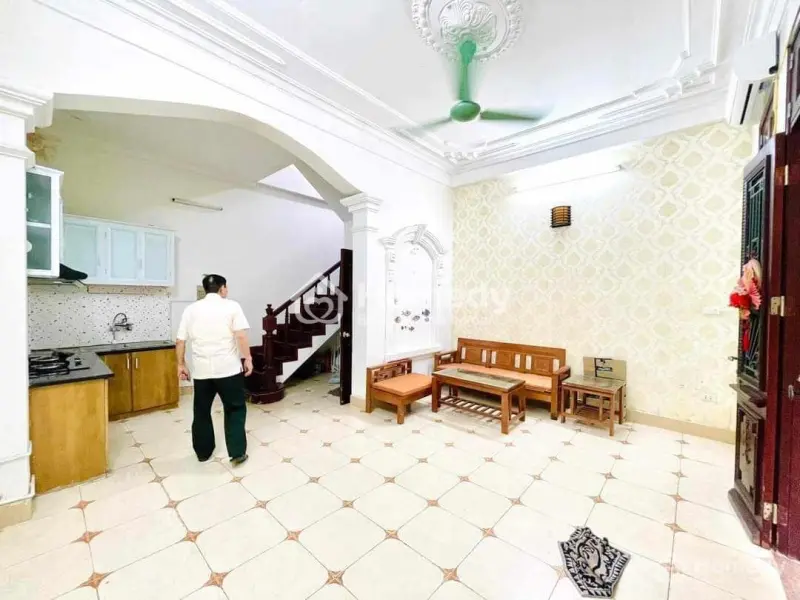 Cho Thuê Nhà Phan Kế Bính,35M2,Có 4Pn,Khu Dân Trí Cao,Ưu Tiên Ở Gđ,Vp,Kd Online