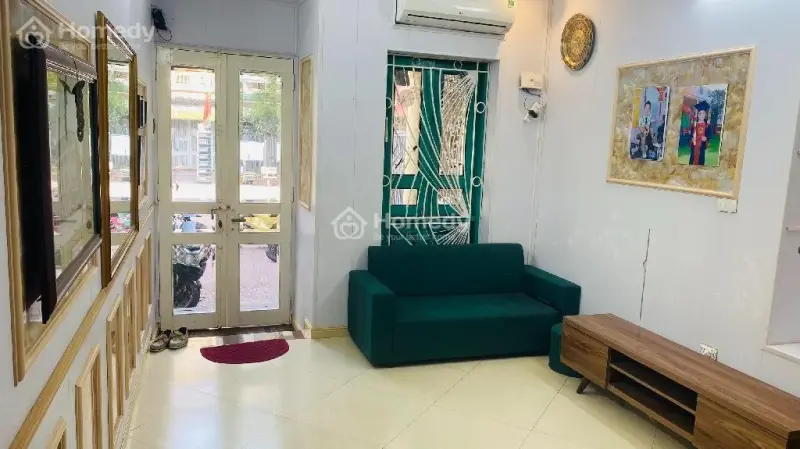 Bán Nhà Khâm Thiên 43M* 3 Tầng Sân Trước Nhà Cực Thoáng