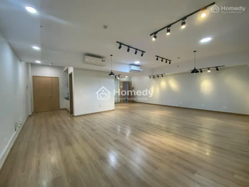 Cho Thuê Văn Phòng 70M2 - 24 Triệu Sẵn Máy Lạnh, Quận 10 Gần Hồ Kỳ Hoà Mát Mẻ