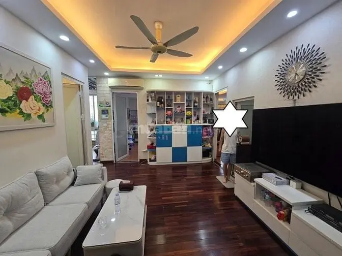 Cần Bán Gấp Căn Hộ Siêu Vip 100M2 Tầng Trung Lô Góc 3 Thoáng Vieu Hồ,