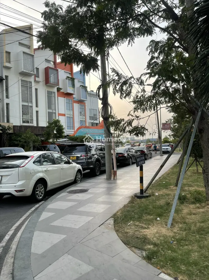 Căn Hộ Mặt Tiền Nguyễn Duy Trinh Quận 2 - Giá Chỉ 40Tr/M2 - Thanh Toán 95% Nhận Nhà Ở Ngay,Có Sổ