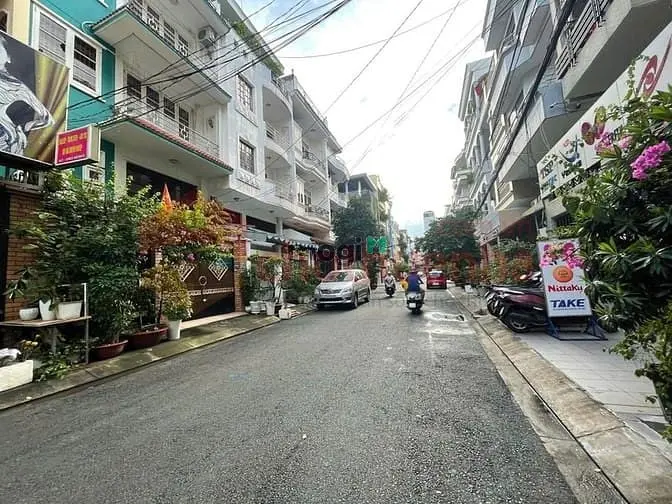 Cho Thuê Nhà Đẹp Ngang 6.5, Hẻm Xe Tăng 506/3A Đường 3/2 , Quận 10.