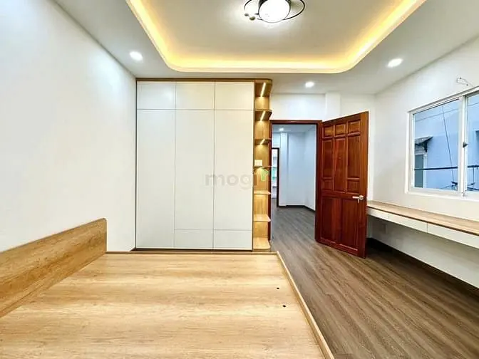 Cho Thuê Nhà Mặt Tiền - Nguyễn Đình Chính, Phường 11, Phú Nhuận