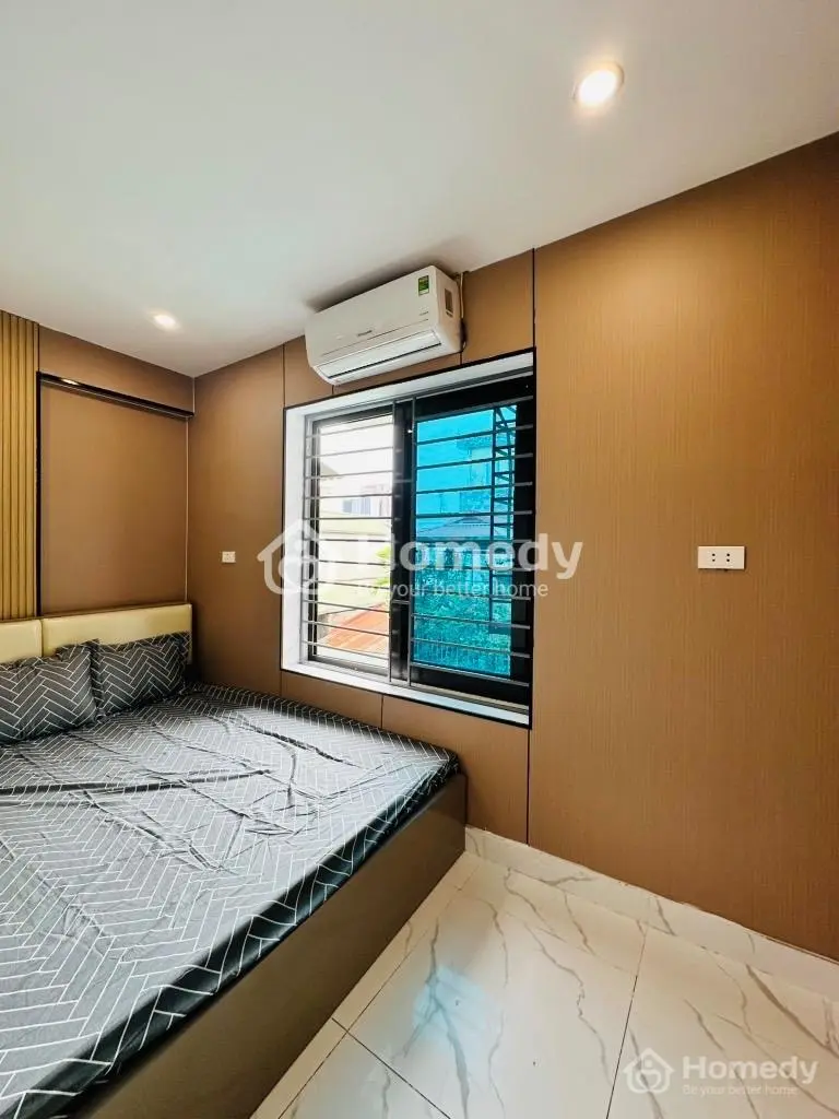 Tập Thể Nam Đồng- Vị Trí Vip- Oto Đỗ Cửa- Ở Vip