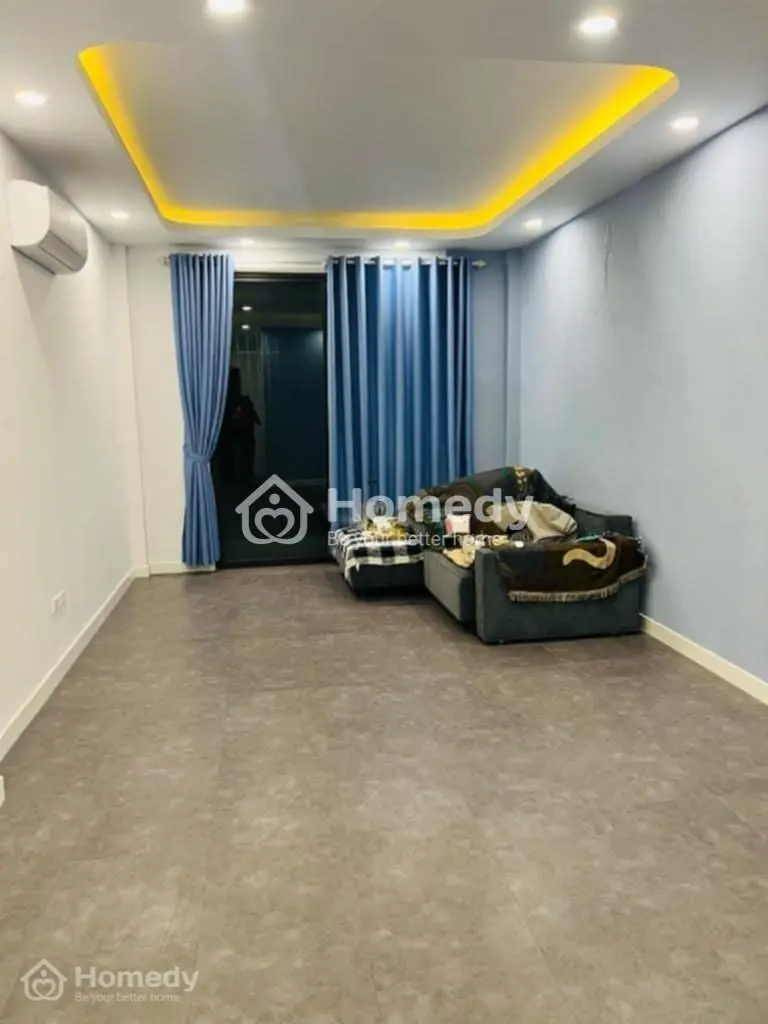 Bán Nhà Cầu Giấy - 7 Tầng Thang Máy - Ô Tô Tránh