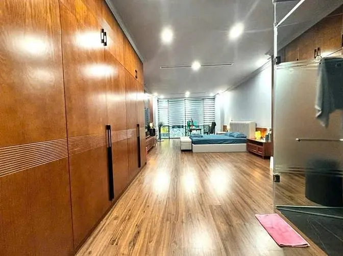 Bán Nhà Hoàng Cầu Đống Đa 130M2X4T Đẹp, Mặt Tiền 8M Ngõ Ô Tô Tránh