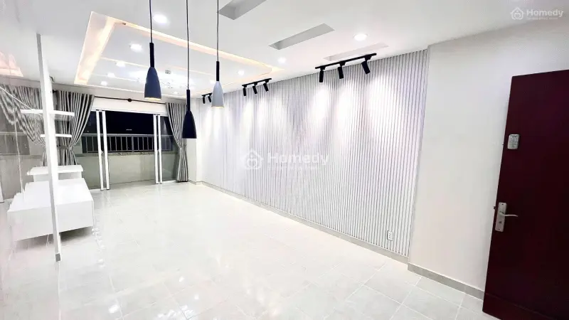 Bán Căn Hộ Tuyệt Đẹp Siêu Hiếm Chung Cư Babylon Âu Cơ 2Pn 2Wc 75M2 Có Sổ Hồng
