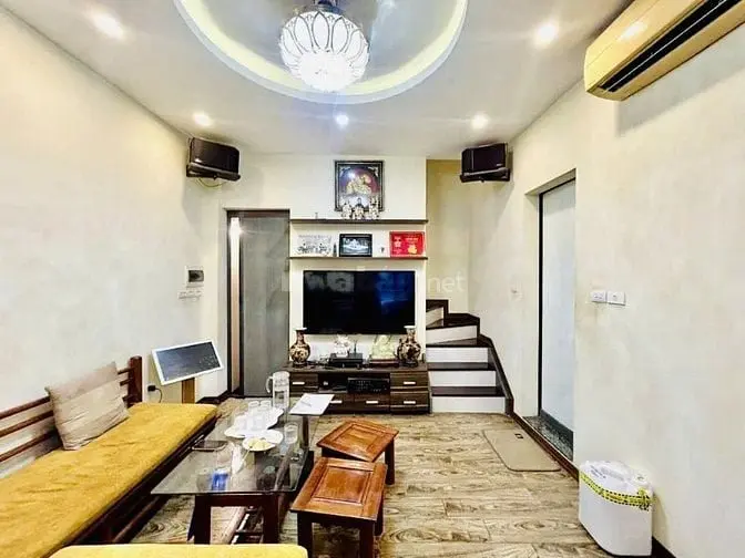 Mặt Phố Bách Khoa – Kinh Doanh Sầm Uất – Mặt Tiền Đẹp – Nhỉnh 14 Tỷ