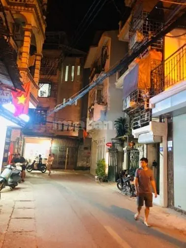 Cho Hộ Gia Đình Thuê Để Ở Hoặc Kinh Doanh