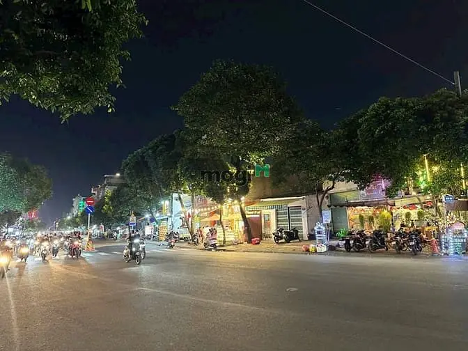 Giá Bán Nhanh Tháng 8, Nhà 4 Tầng Btct, 4.2M Nở Hậu - 60M2 Chỉ Nhỉnh