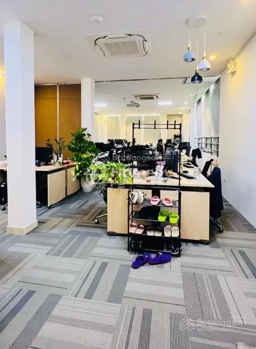 Bán Nhà Mặt Phố Lò Đúc, 310M , Chỉ 150 Tỷ Dòng Tiền Cao , Vỉa Hè Đá Bóng, Giá Cực Tốt
