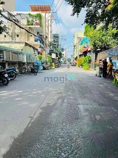 Bán Nhà Rộng 3 Lầu Sau Mặt Tiền (6X22) 1358/ Quang Trung P14 Gò Vấp