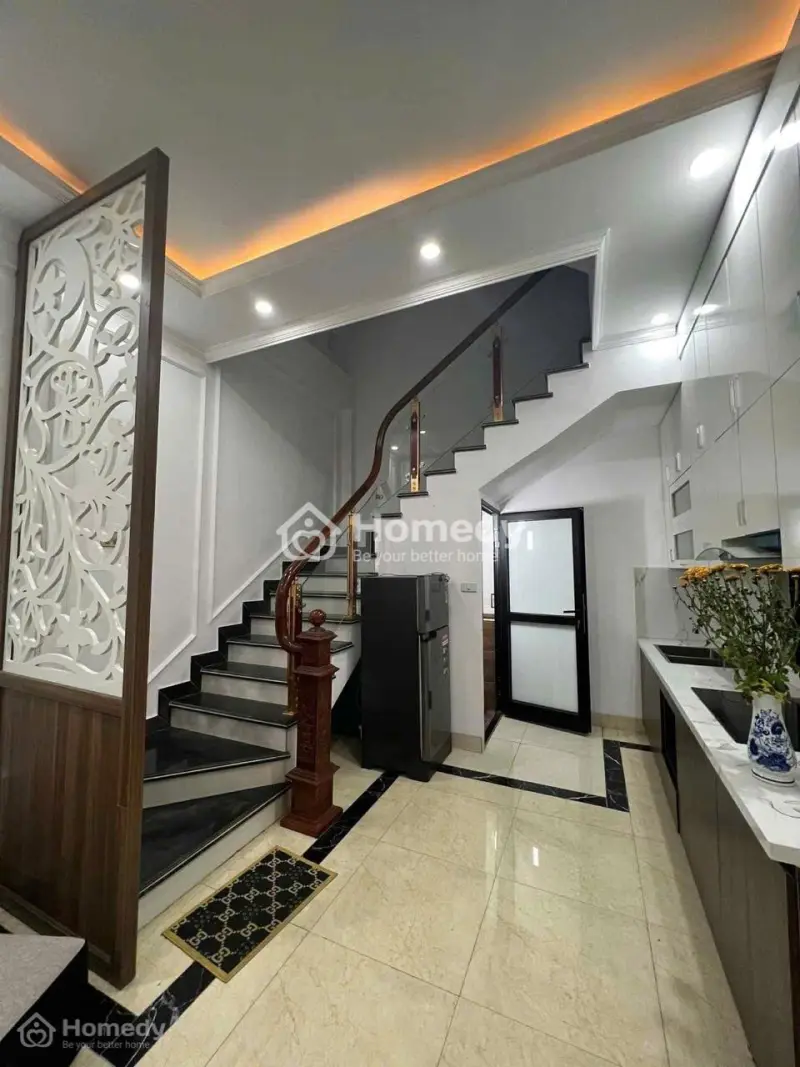 Bán Nhà Bồ Đề- Đầy Đủ Nội Thất Về Ở Ngay, Ngõ Ô Tô Thông- Chẵn 6 Tỷ