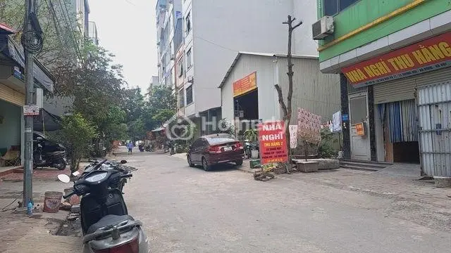 Bans Nhaf Ngocj Thuyj , Long Biên, Hà Nội 67M, 5.7Ty