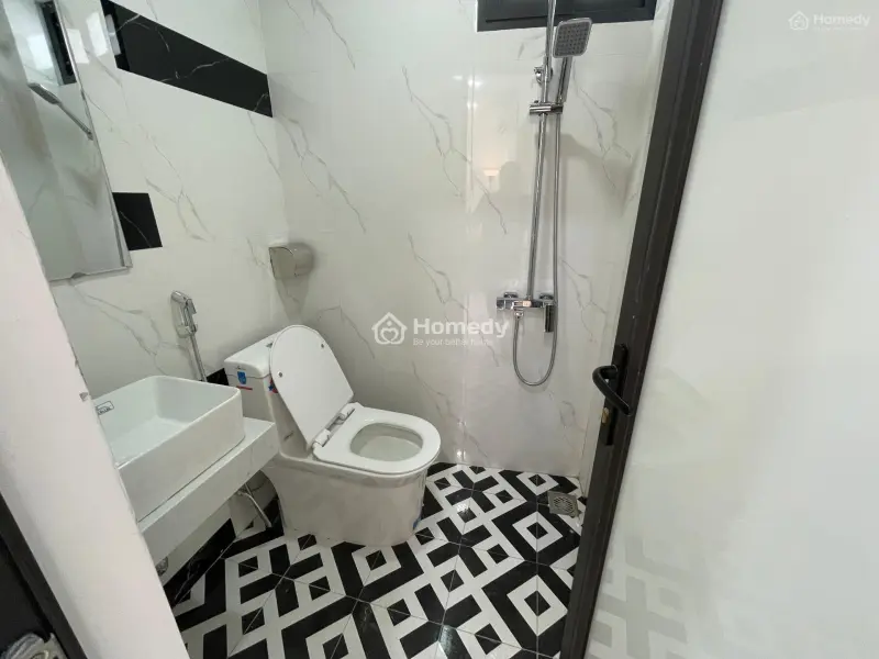 Bán Chung Cư A2 Vĩnh Phúc - Hoàng Hoa Thám Full Nội Thất Cao Cấp Chỉ Việc Đến Ở