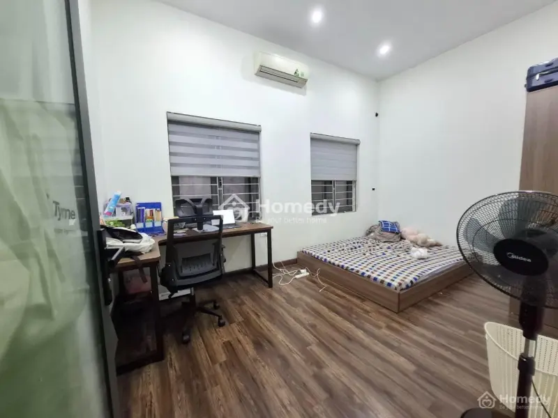 Bán Nhà Phân Lô Vỉa Hè, Ôtô, Kinh Doanh - Trần Quốc Hoàn - Dt: 60M2 X Mt 5M - 2 Thoáng - 21,3 Tỷ