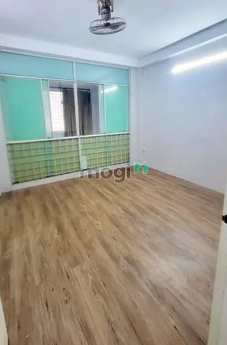 Chính Chủ Cho Thuê: 122/8 Lạc Long Quân P3 Q11