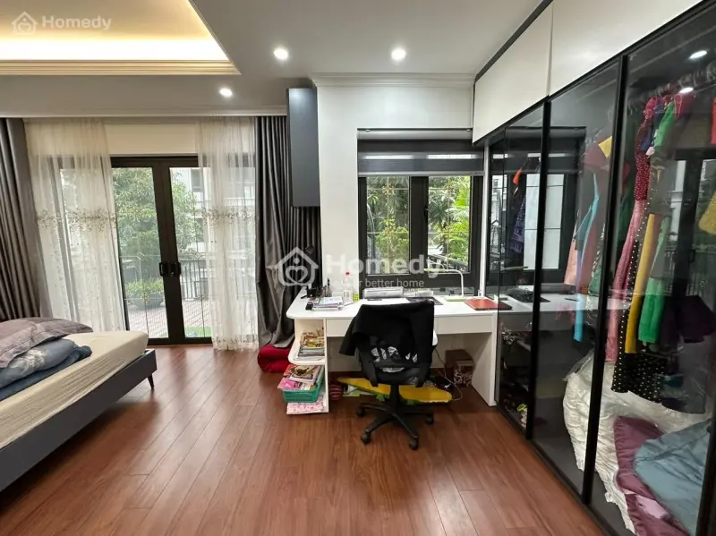 Bán Căn Liền Kề Gamuda Full Đồ Có Thang Máy 90M2 Giá 22. X Tỷ Lh 0977 699 ***