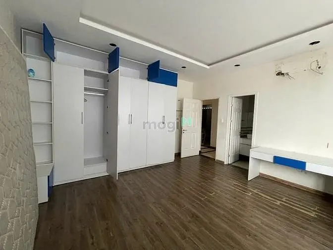 Tòa Nhà Cao Tầng Khu Làng Đại Học Pk Đường 12 M, 10*25 Giá 30 Tỷ.