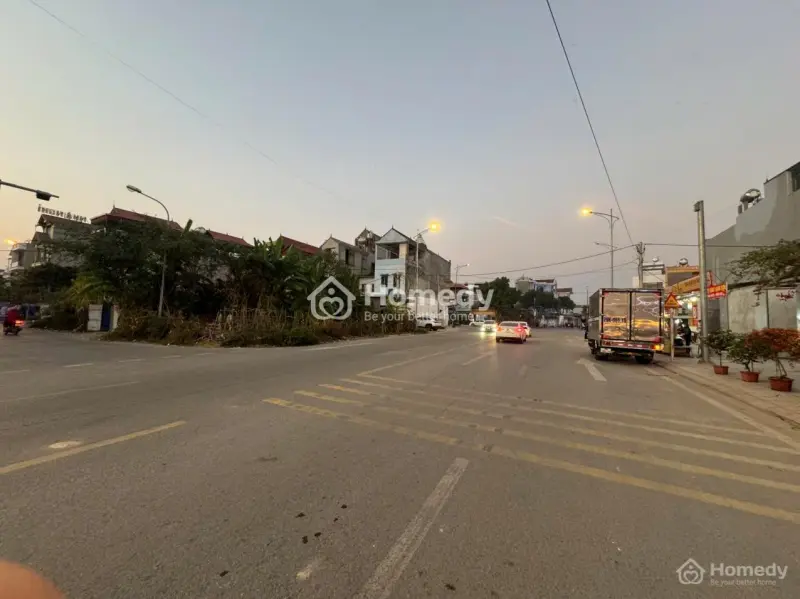 Siêu Phẩm Cặp Góc 240M2 Ngay Ngã 4 Nông Lâm- Tt. Bích Động