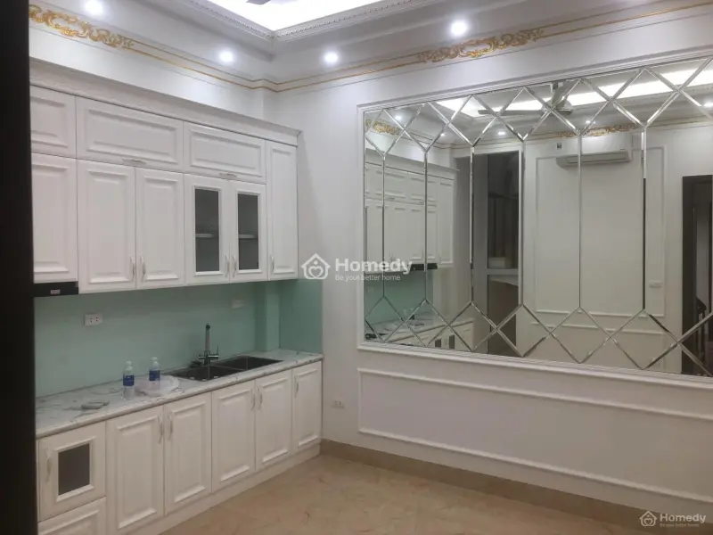Chính Chủ Cho Thuê Nhà 6 Tầng Xây Mới Cực Đẹp Giá Sốc Khu Trần Quốc Hoàn