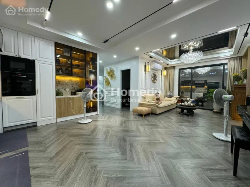 Căn Hộ 3 Ngủ 102M2 Ban Công Hướng Mát, Có Slot Ô Tô Green Star Lh 0985920***