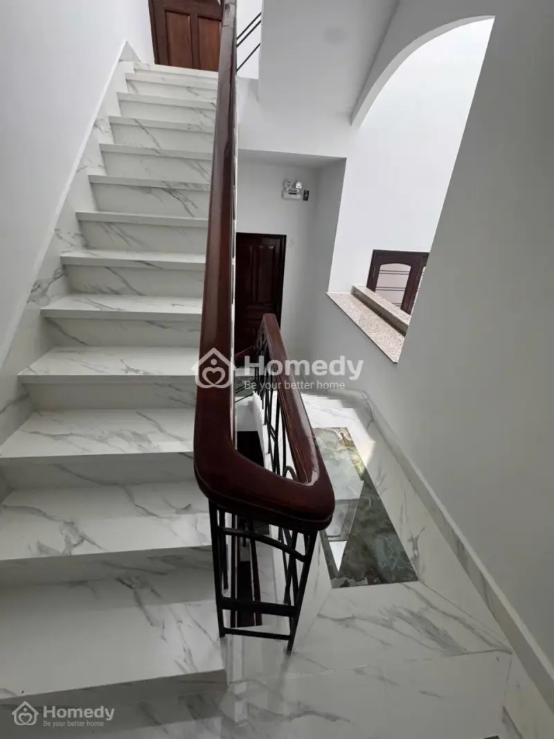 Bán Nhà Mặt Tiền Võ Oanh – 6 Căn Hộ Full Nội Thất, Thu Nhập 950Tr/Năm, Giá 37 Tỷ