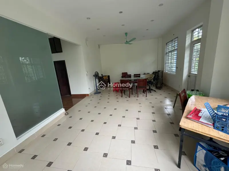 Chính Chủ Cho Thuê Văn Phòng 50M Mặt Phố Nguyễn Bá Khoản