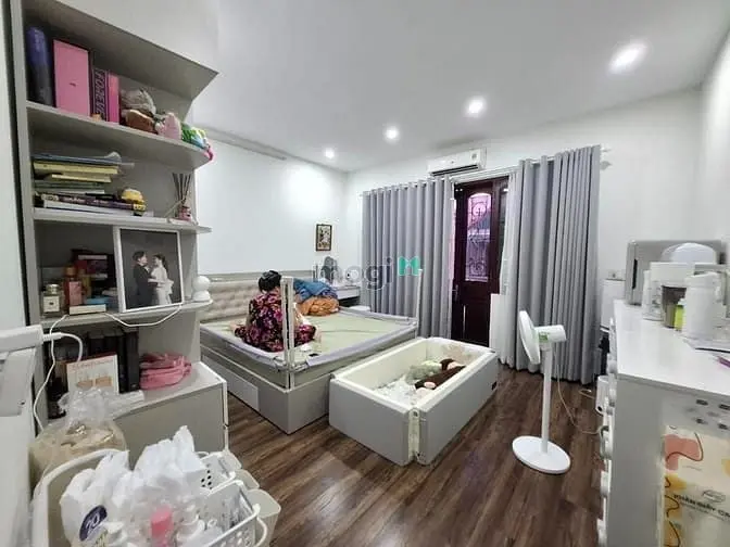 Phân Lô, Vỉa Hè, Ôtô, Kinh Doanh - Trần Quốc Hoàn - Dt: 60M2 X Mt 5M