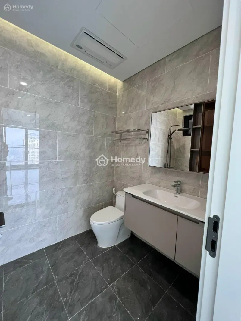 Bán Nhanh Căn 4 Ngủ 3 Vsinh Tại Diamond Residence (25 Lê Văn Lương)