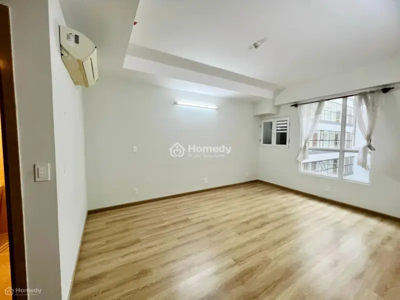 Cho Thuê Văn Phòng 10 - Căn 31M2 - 9 Triệu, 35M2 - 10 Triệu, Check In Liền, Charmington La Pointe