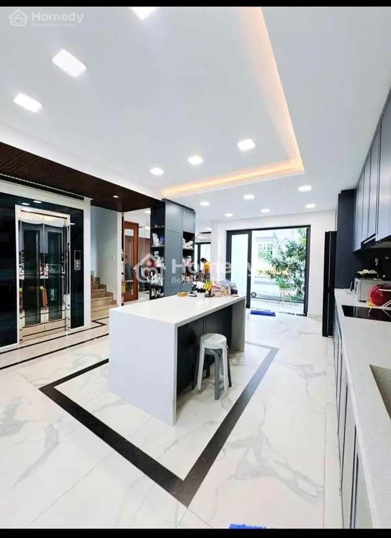 Giảm 1 Tỷ Gấp Bán Biệt Thự Đẹp Nguyễn Thông. Tt Q3. 100M² 6 Tầng Chỉ 28 Tỷ.