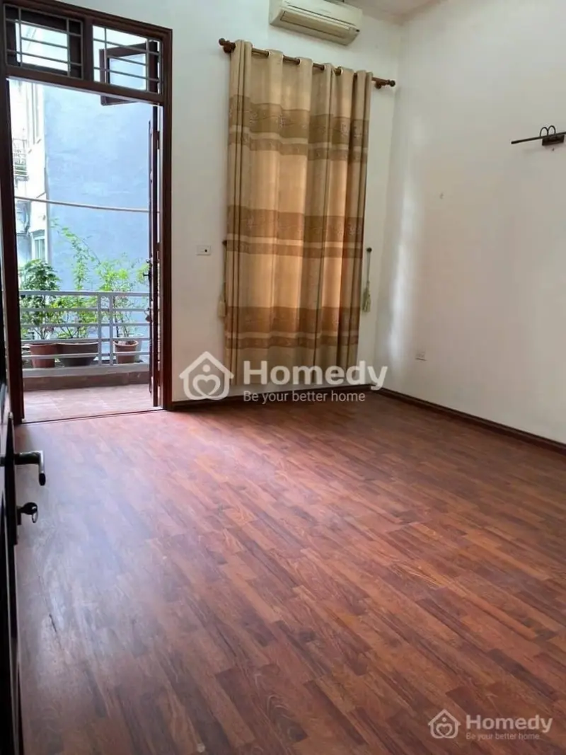 Cho Thuê Nhà Ngõ Ô Tô Phố Nguyễn Quý Đức. 120M2* 4T Giá 22 Triệu.