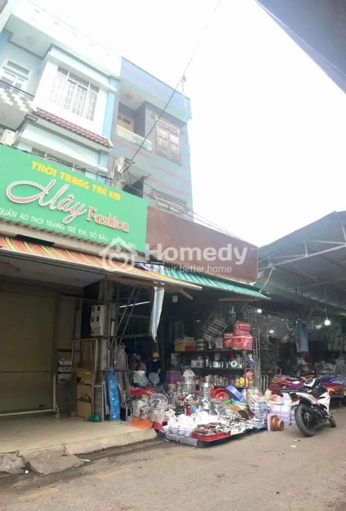 Nhà Ngay Chợ Việt Kiều, Giữa Chung Tâm Chợ Thuận Tiện Mua Bán Kinh Doanh