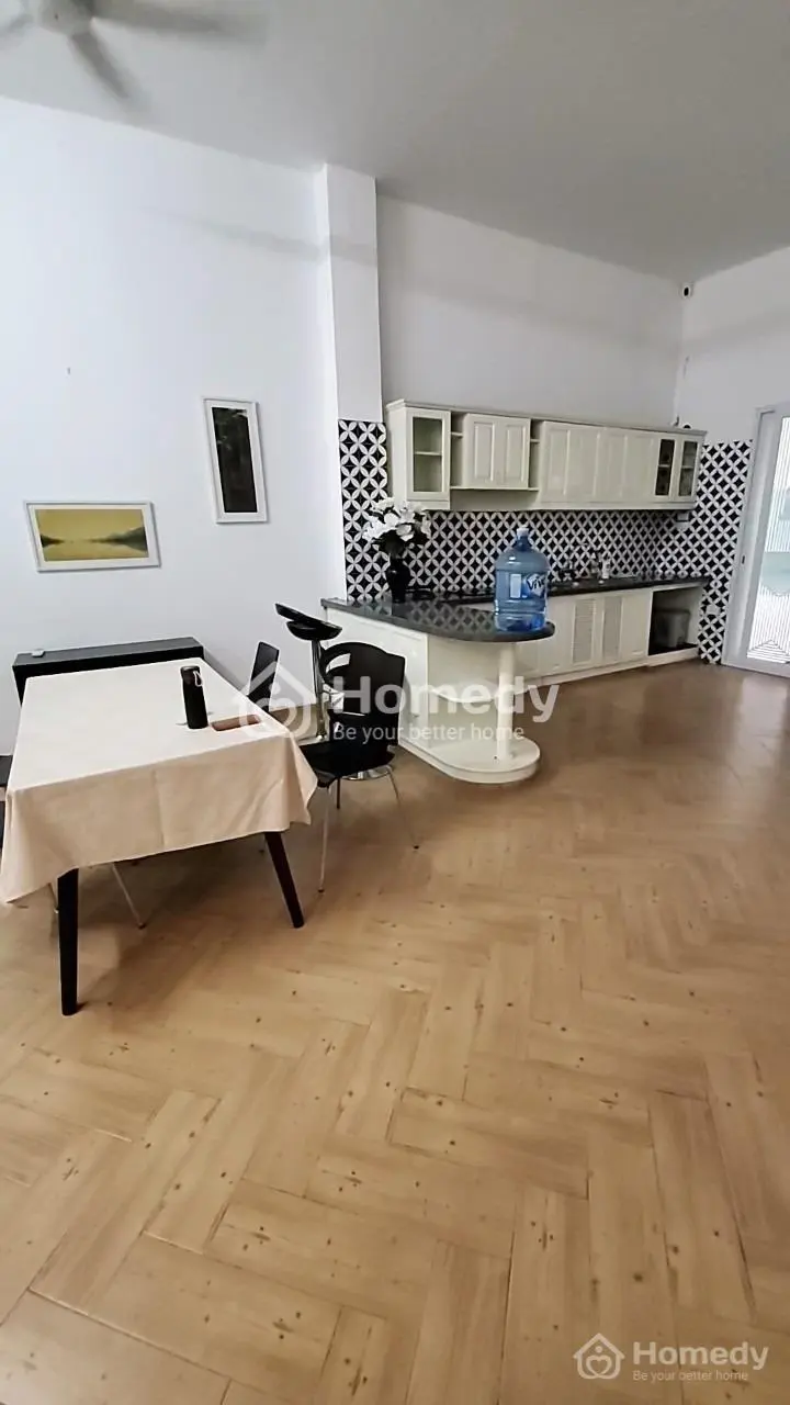Cho Thuê Nhà Riêng Sân Vườn Đẹp, Ở Hoặc Văn Phòng, Trung Tâm Tại Ngọc Hà, Ba Đình, Hà Nội, 220 M2