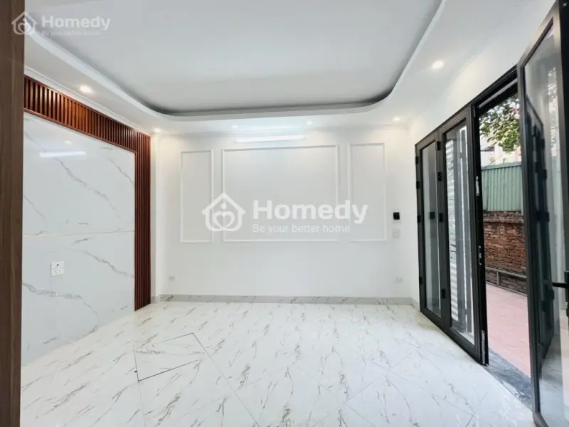 Cần Bán Nhà Lô Góc - 5Tầng Mới Đẹp Long Lanh Ngõ Nông Thẳng Tắp - Trước Nhà Xe Ba Gác Đỗ Thoải Mái