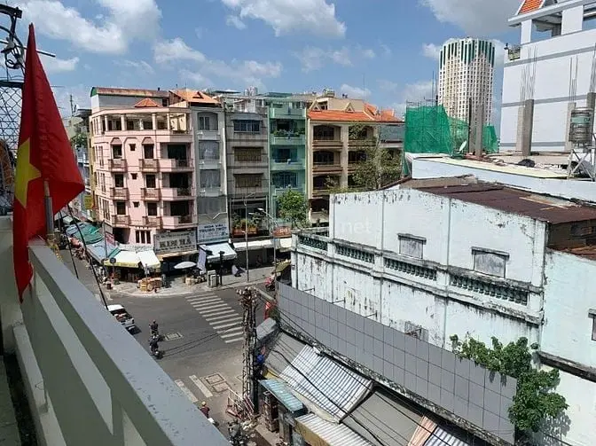 Bán Nhà Căn Góc Số 184E Chu Văn An (Lầu 3) Trung Tâm Quận 6, 4,5X18