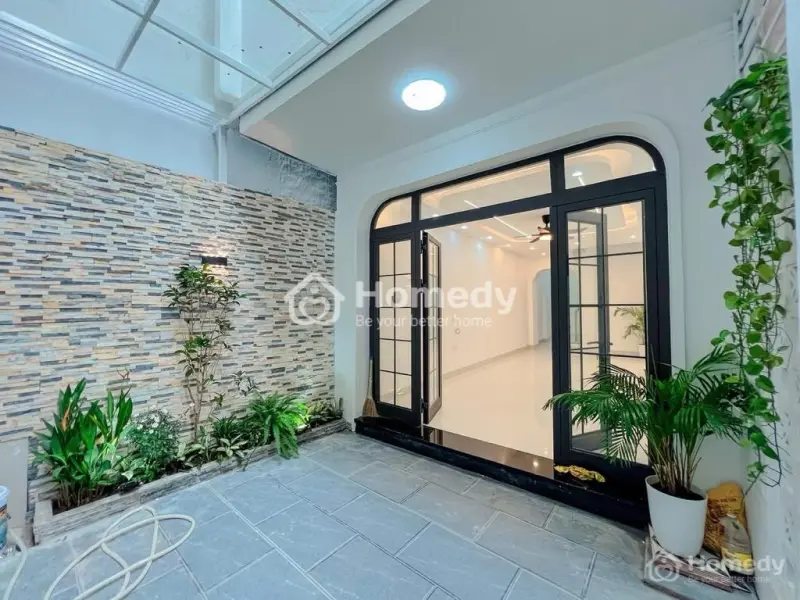 Tân Mai, 30M Ra Ô Tô, 60M2 Cả Nhà Thoáng Sáng, Sân Để Xe Sh, Pcx Thoải Mái, Mặt Tiền Rộng 4.1M