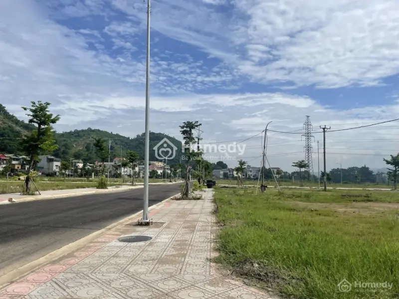 Gia Đình Cần Tiền Bán Rẻ Đất Nền Liền Kề Nằm Trong Khu Đô Thị Trung Tâm Tp Hòa Bình Giá Dưới 14Tr/M