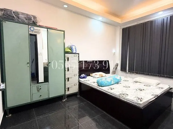 Bán Gấp Nhà Quận 11 - Gần Mặt Tiền - 4 Tầng - Giá Tốt