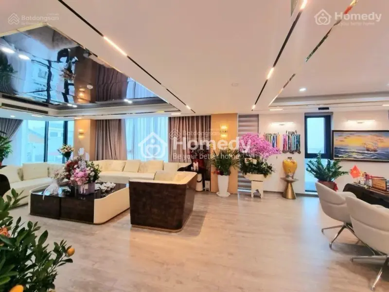 Bán Nhà Nguyễn Xiển, Tòa Nhà 200M , Giá Chỉ 55 Tỷ , 10 Tầng, Dòng Tiền Cao , Viu Hồ , Dòng Tiền Cao