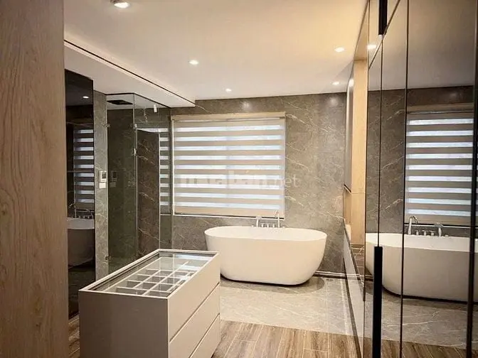 Bán Nhà Phố Trạm - Long Biên - 8 Tầng Thang Máy