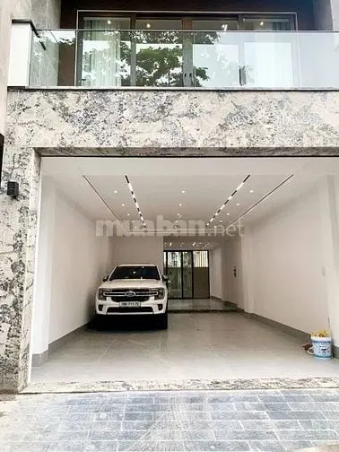 Bán Nhà Phố Trạm - Long Biên - 8 Tầng Thang Máy