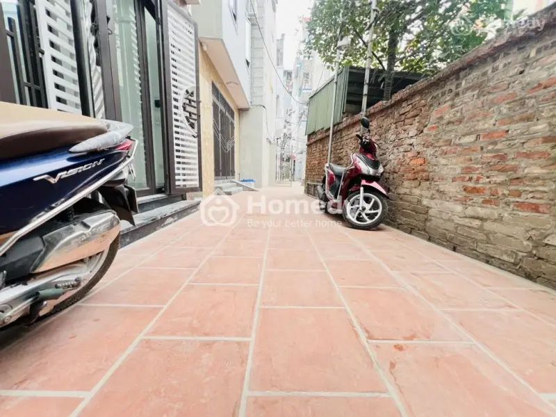 Cần Bán Nhà Lô Góc - 5Tầng Mới Đẹp Long Lanh Ngõ Nông Thẳng Tắp - Trước Nhà Xe Ba Gác Đỗ Thoải Mái