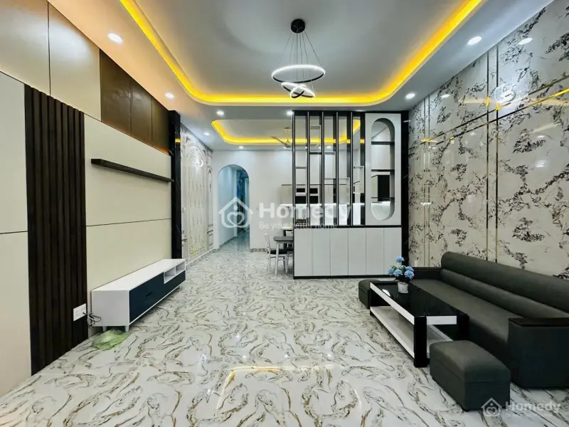 Chủ Cần Bán Gấp Căn Nhà Mặt Tiền Kinh Doanh Ngay Trung Tâm