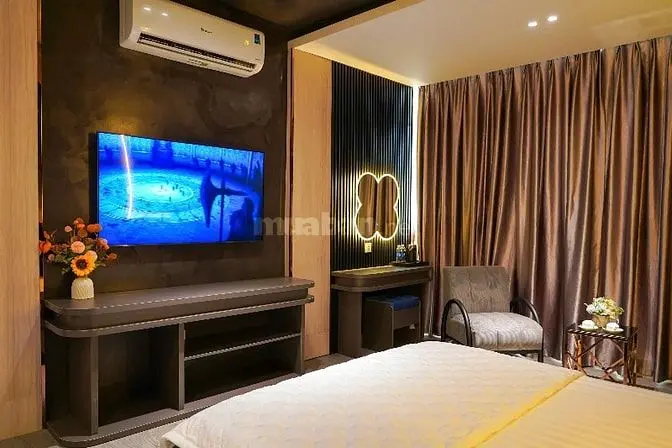 Bán Khách Sạn Vip. Hợp Đồng Thuê 180Tr/Th